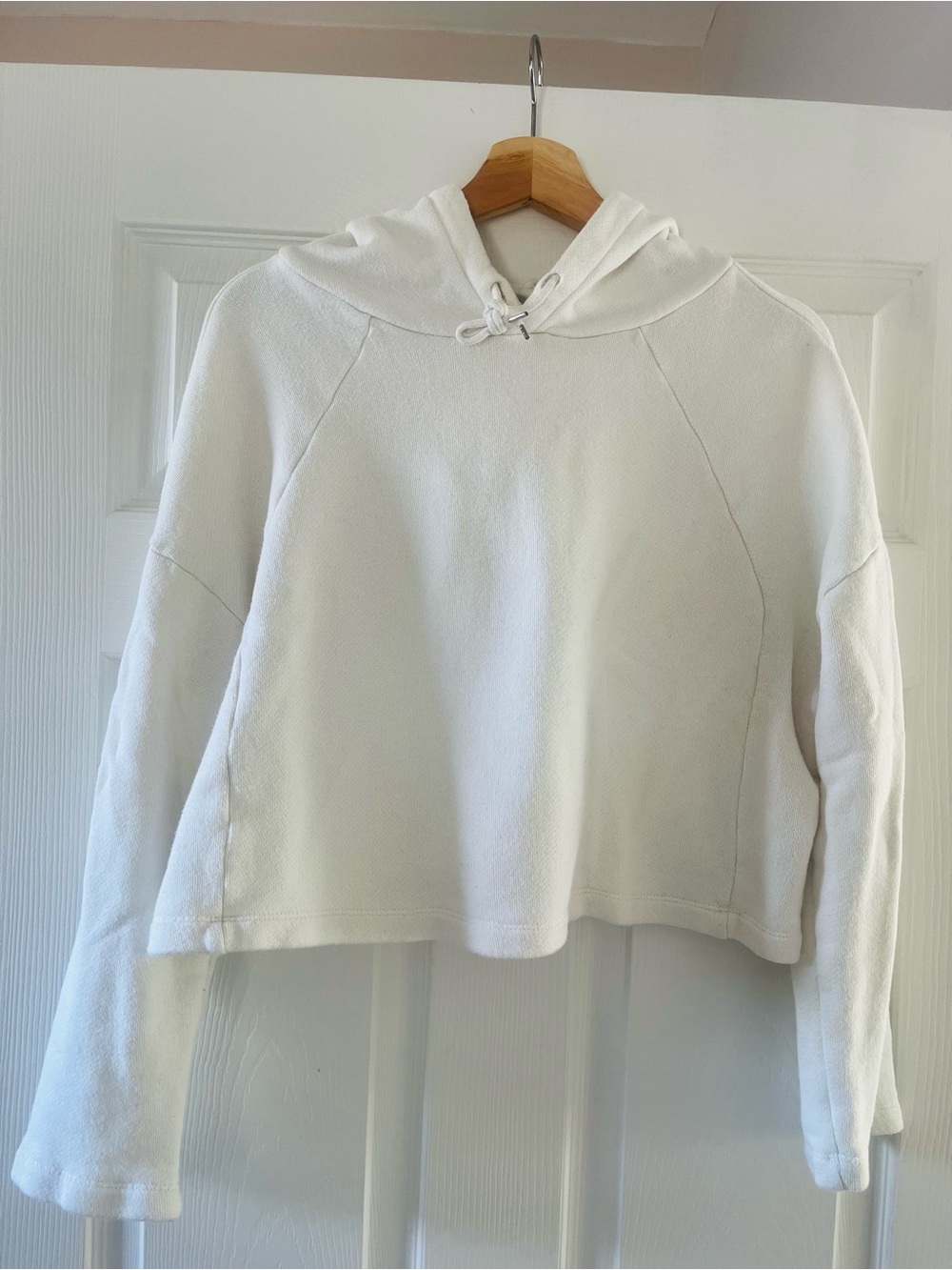 Amour Vert Cream Cropped Minimalist Drawstring Hoodie - Organic Cotton